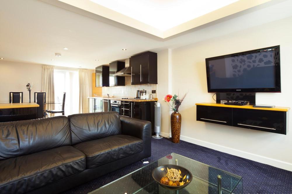 Queens Mansions: Princess Suite Blackpool Exterior photo